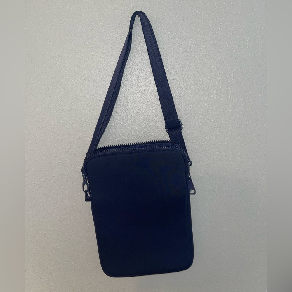 Dange Dover Navy Blue Neoprene Laptop Case